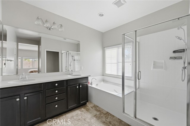 Detail Gallery Image 8 of 53 For 6815 Riverglen Ct, Corona,  CA 92880 - 4 Beds | 2/1 Baths
