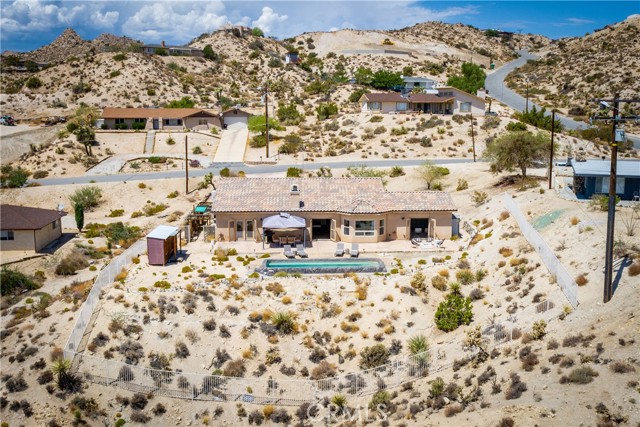 Detail Gallery Image 10 of 75 For 6185 Mirlo Rd, Yucca Valley,  CA 92284 - 3 Beds | 2 Baths