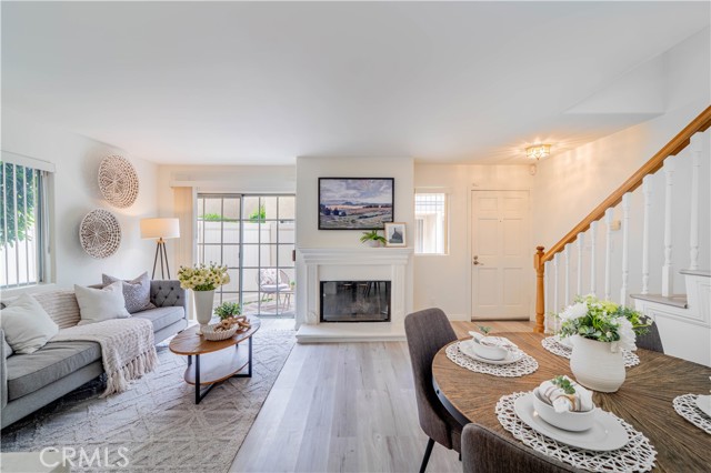 Detail Gallery Image 2 of 36 For 1126 W 228th St #31,  Torrance,  CA 90502 - 3 Beds | 3 Baths