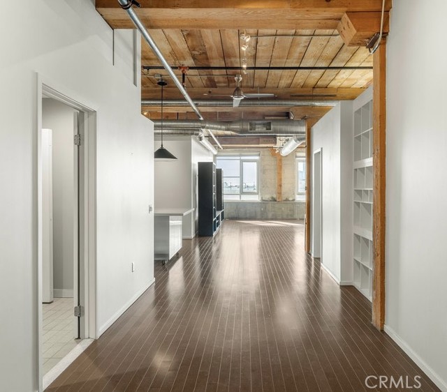 Detail Gallery Image 9 of 21 For 530 S Hewitt, Los Angeles,  CA 90013 - 2 Beds | 2 Baths