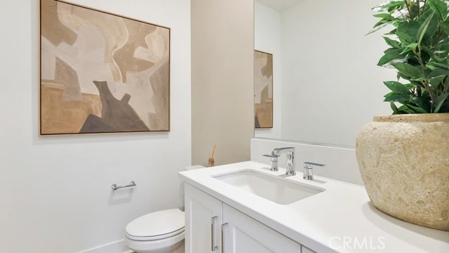 24355 Calle La Roca, Valencia CA: https://media.crmls.org/medias/de83f543-ffa6-4bae-b9a4-673f8b3fe1ef.jpg