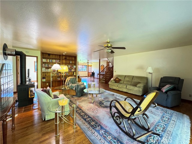 Detail Gallery Image 8 of 75 For 1800 Boonville Rd, Ukiah,  CA 95482 - 5 Beds | 4/1 Baths