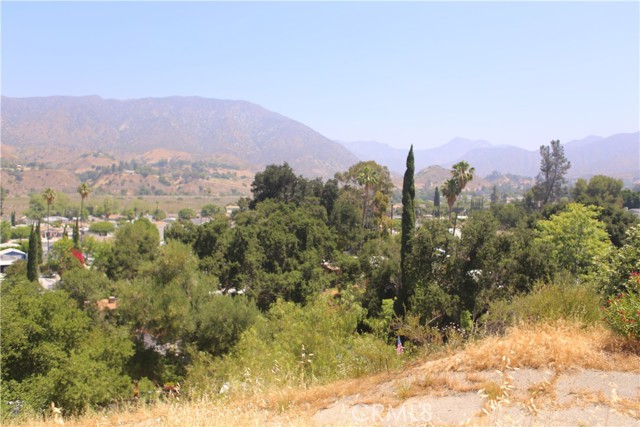 10799 Sherman Grove Avenue, Los Angeles CA: https://media.crmls.org/medias/de868801-ef08-4e57-9477-b9580667b9a3.jpg