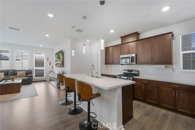 24271 Juni Court, Corona CA: https://media.crmls.org/medias/de86b211-f1fb-4e51-a722-2acb58a2c0f0.jpg
