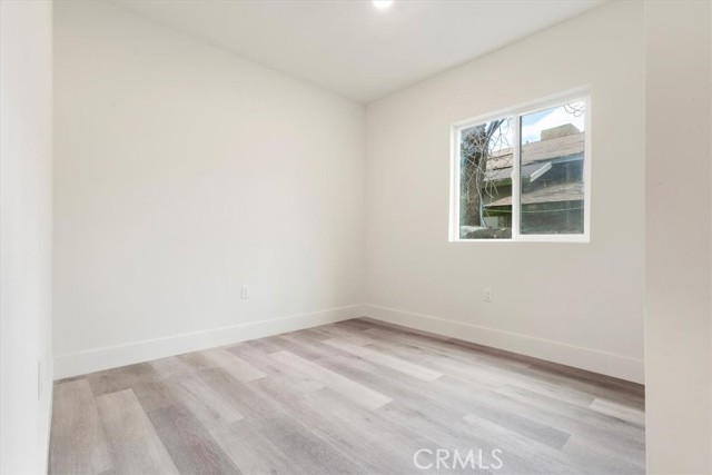 Detail Gallery Image 11 of 26 For 923 Sumner St, Bakersfield,  CA 93305 - 3 Beds | 1 Baths