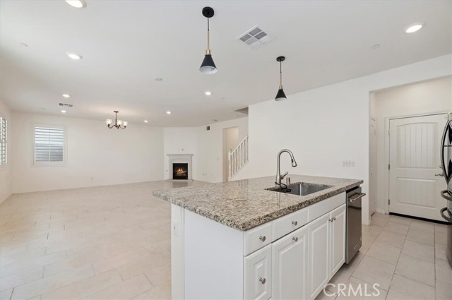 Detail Gallery Image 18 of 44 For 19435 Fortunello Ave, Riverside,  CA 92508 - 4 Beds | 3 Baths