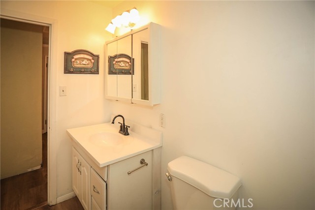 Detail Gallery Image 12 of 18 For 1013 W Sherwood Bld, Big Bear City,  CA 92314 - 1 Beds | 1 Baths