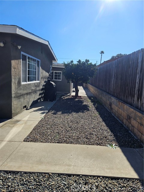 Detail Gallery Image 15 of 15 For 1226 Calvin, Escondido,  CA 92025 - 2 Beds | 2 Baths