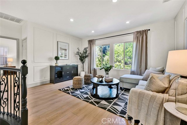 Detail Gallery Image 19 of 28 For 2463 N Eaton Ct, Orange,  CA 92867 - 5 Beds | 3 Baths