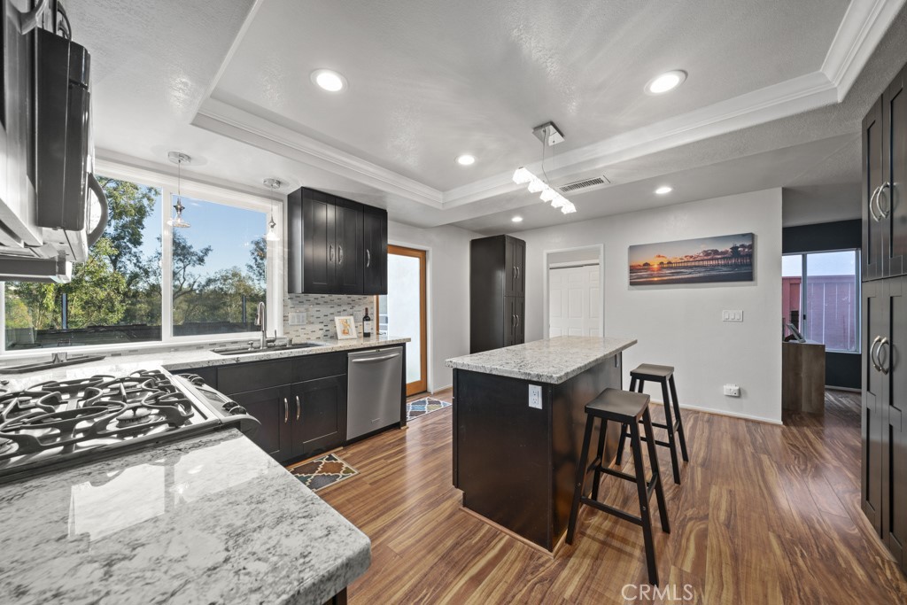 MLS #OC25236050 image #5