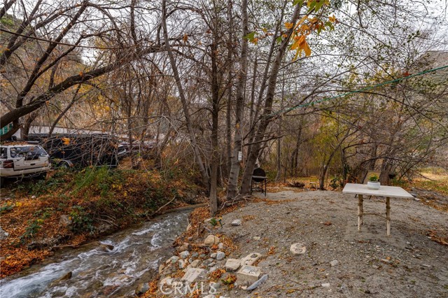 Detail Gallery Image 4 of 30 For 13993 Middle Fork Rd, Lytle Creek,  CA 92358 - 1 Beds | 1 Baths