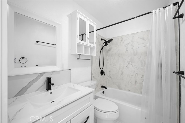 Detail Gallery Image 15 of 36 For 11900 Cometa Ave, Pacoima,  CA 91331 - 3 Beds | 2 Baths