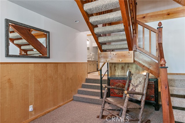 Detail Gallery Image 9 of 31 For 841 Cottage Grove Rd, Lake Arrowhead,  CA 92352 - 3 Beds | 2 Baths