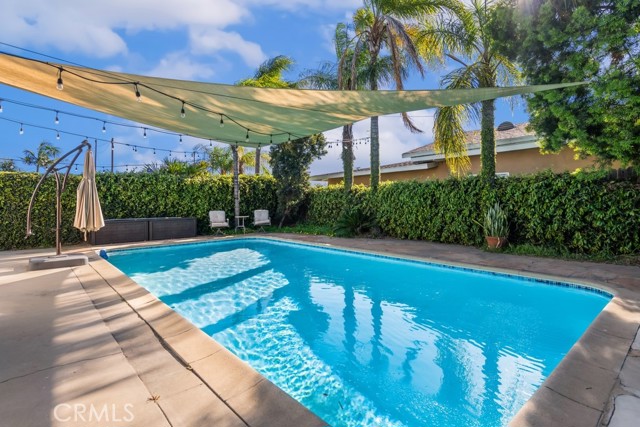 Detail Gallery Image 3 of 20 For 1711 Glenpark St, Pomona,  CA 91768 - 3 Beds | 1 Baths