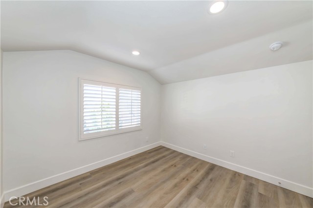 58 Paisley Place, Irvine CA: https://media.crmls.org/medias/de8b645e-bf15-4152-abc2-08d32cec5213.jpg