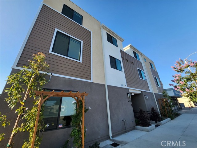 Detail Gallery Image 5 of 31 For 4251 E Live Oak Ave #8,  Arcadia,  CA 91006 - 3 Beds | 3/1 Baths