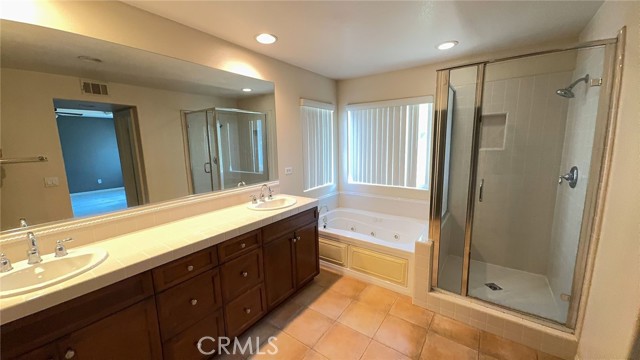 29825 Masters Drive, Murrieta CA: https://media.crmls.org/medias/de8b9572-9d44-42fe-89e3-1ba881eb7124.jpg