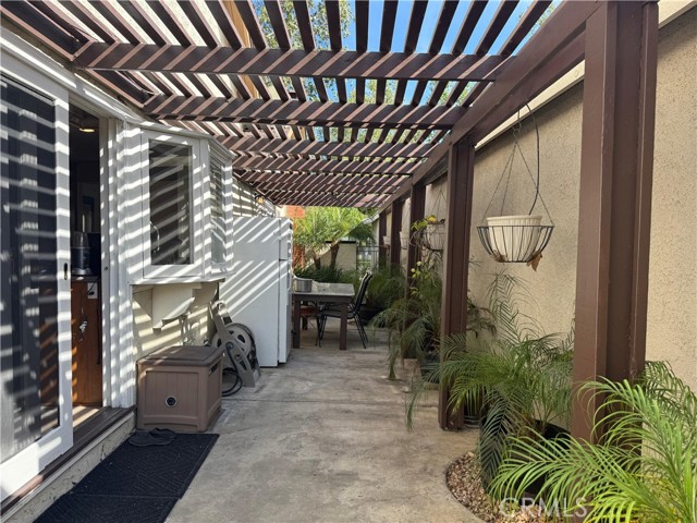 Detail Gallery Image 20 of 31 For 14211 Cherrywood, Tustin,  CA 92780 - 4 Beds | 2/1 Baths