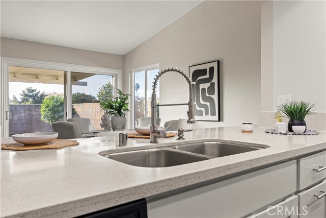 Detail Gallery Image 12 of 32 For 423 Montezuma St, Ontario,  CA 91762 - 3 Beds | 2 Baths