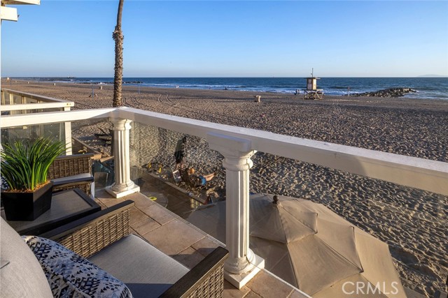 Detail Gallery Image 44 of 51 For 4005 Seashore, Newport Beach,  CA 92663 - 8 Beds | 5 Baths