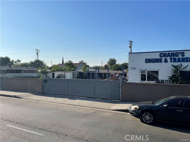 7121 Somerset Boulevard, Paramount, California 90723, ,Commercial Sale,For Sale,7121 Somerset Boulevard,CRIG23170391