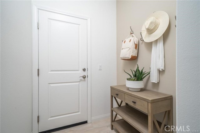 Detail Gallery Image 11 of 44 For 3677 S Bearberry Ave, Ontario,  CA 91761 - 5 Beds | 3 Baths