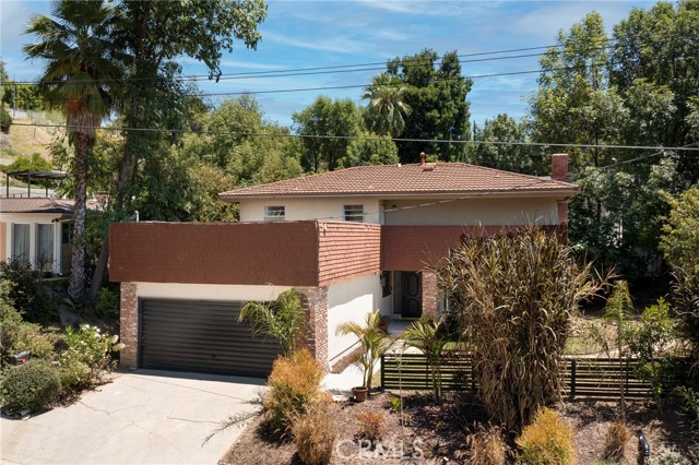 22666 Cavalier Street, Woodland Hills (los Angeles), California 91364, 3 Bedrooms Bedrooms, ,3 BathroomsBathrooms,Residential Lease,For Rent,22666 Cavalier Street,CRBB24205373