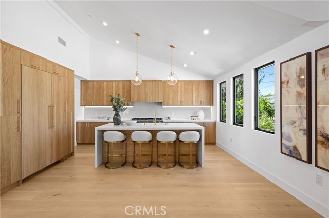 Detail Gallery Image 12 of 35 For 281 Santo Tomas Ave, Costa Mesa,  CA 92627 - 4 Beds | 4/1 Baths