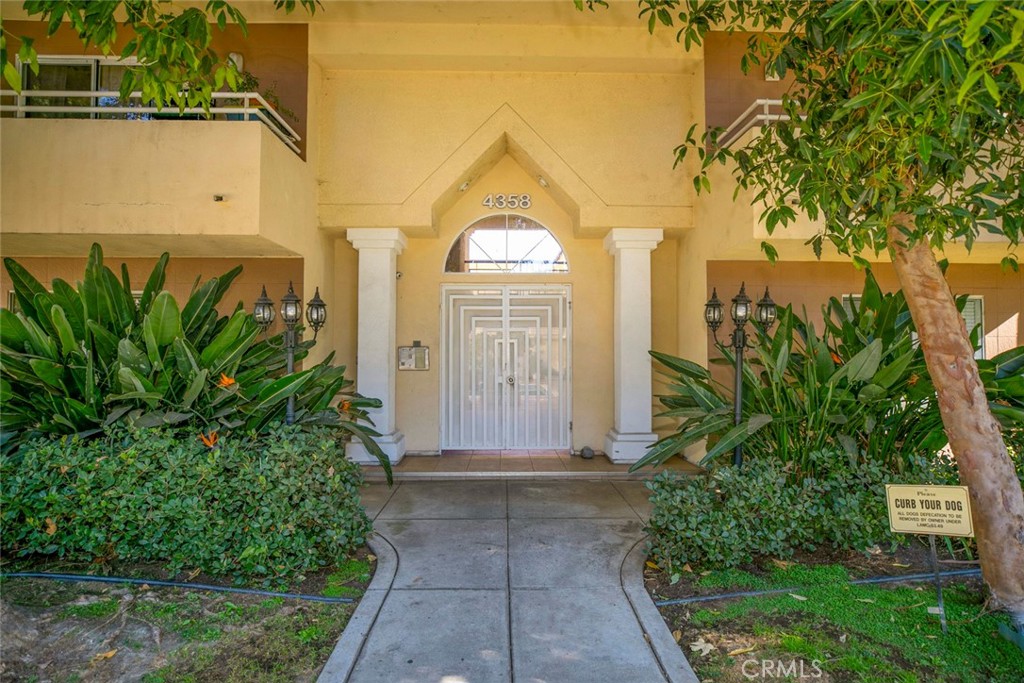 4358 Mammoth Avenue #20