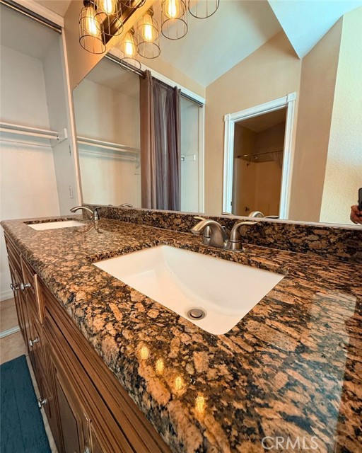 Detail Gallery Image 13 of 24 For 14725 Westward, Fontana,  CA 92337 - 3 Beds | 2/1 Baths