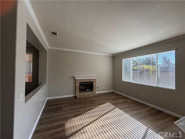 Detail Gallery Image 4 of 15 For 11727 Monument, Rancho Cucamonga,  CA 91730 - 4 Beds | 3 Baths