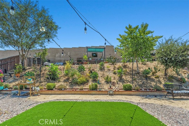 23591 Madison Avenue, Murrieta CA: https://media.crmls.org/medias/de904503-4370-4c7c-acf4-9a34ab983954.jpg