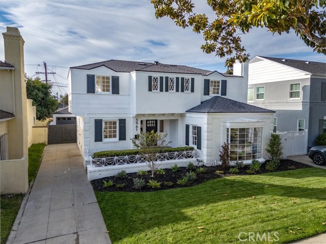 Detail Gallery Image 4 of 42 For 3961 Hepburn Ave, Los Angeles,  CA 90008 - 2 Beds | 2 Baths