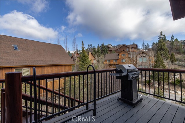 Detail Gallery Image 27 of 35 For 447 Windsong Pl, Big Bear Lake,  CA 92315 - 4 Beds | 3/1 Baths