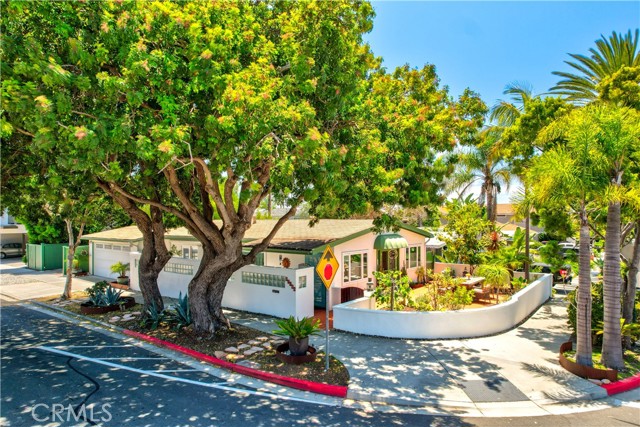 24932 La Cresta Drive, Dana Point CA: https://media.crmls.org/medias/de90cf30-0fd8-48fc-9abb-dca75e3362ec.jpg