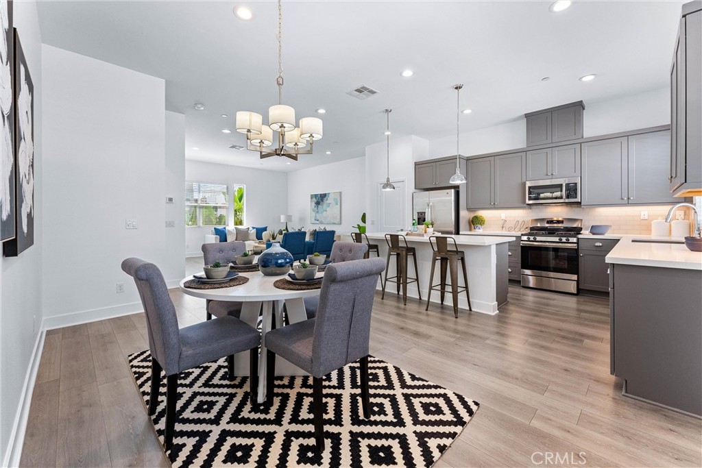 De9148fa Ec04 44b3 B8d0 5922b42d7dea