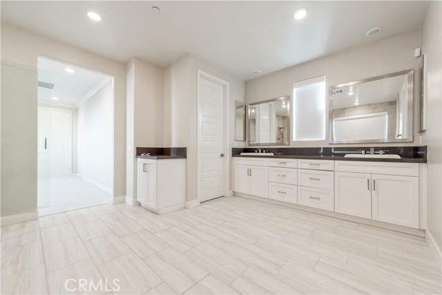 Detail Gallery Image 22 of 32 For 61 Einstein, Irvine,  CA 92618 - 4 Beds | 3/2 Baths