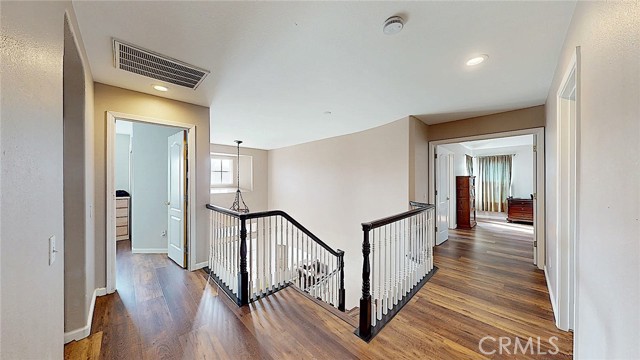 223 Vintage Drive, Turlock CA: https://media.crmls.org/medias/de924087-ad76-481b-bef1-eb44a9157905.jpg