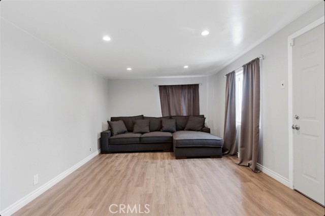 Detail Gallery Image 5 of 33 For 261 S Muscott, San Bernardino,  CA 92410 - 2 Beds | 1 Baths