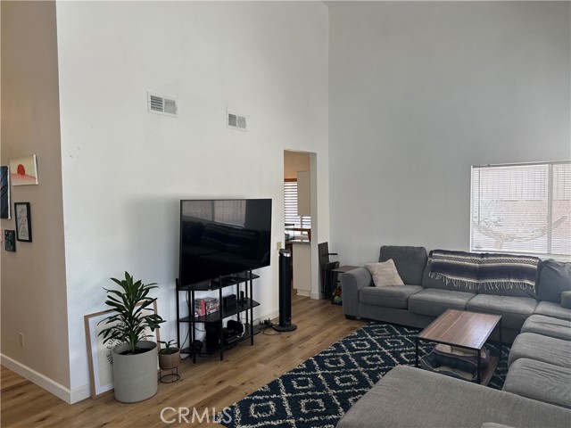 Detail Gallery Image 4 of 15 For 22628 Weatherly Ct, Wildomar,  CA 92595 - 3 Beds | 2/1 Baths