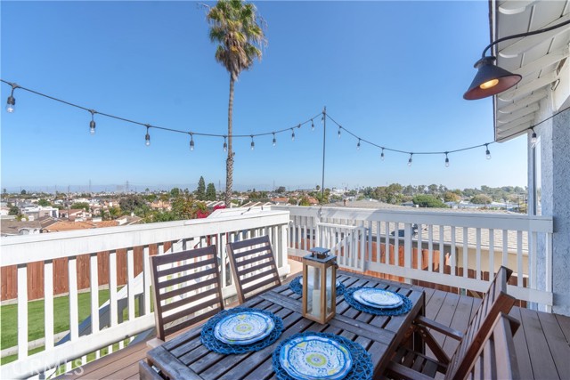 2407 Ripley Avenue, Redondo Beach, California 90278, 3 Bedrooms Bedrooms, ,1 BathroomBathrooms,Residential,Sold,Ripley,SB21229637