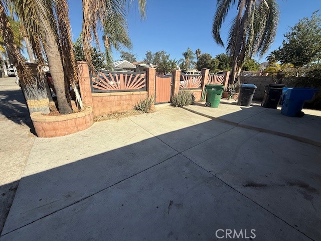 4112 S Neece Street, Corona CA: https://media.crmls.org/medias/de9525de-39e8-4391-ad39-5e22d76dd359.jpg