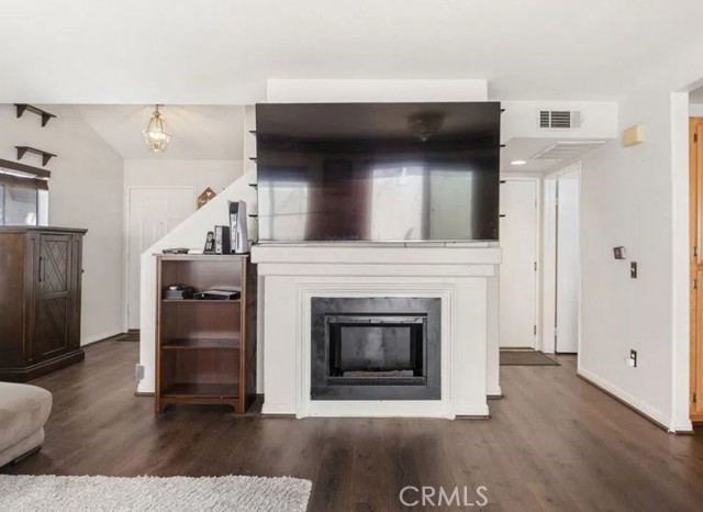 Detail Gallery Image 8 of 43 For 25323 Bayside Pl, Harbor City,  CA 90710 - 3 Beds | 2/1 Baths
