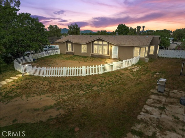 Detail Gallery Image 6 of 39 For 31082 Murphy Ln, Menifee,  CA 92584 - 3 Beds | 2 Baths