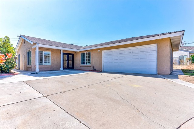 Detail Gallery Image 2 of 26 For 3650 Randee Way, Fullerton,  CA 92833 - 4 Beds | 2 Baths