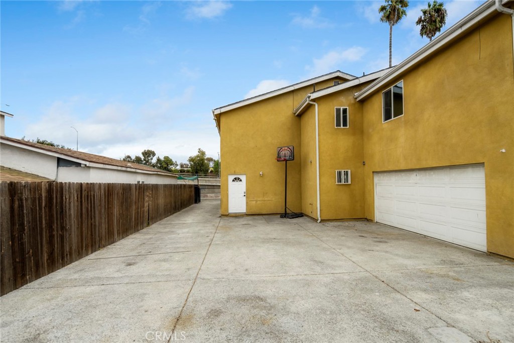 MLS #WS25226167 image #18