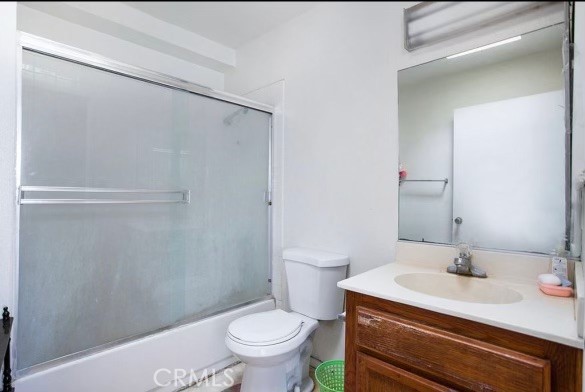 Detail Gallery Image 5 of 6 For 432 N Lincoln Ave #C,  Monterey Park,  CA 91755 - 4 Beds | 3 Baths