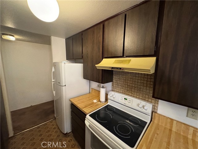 Detail Gallery Image 7 of 27 For 8535 W West Knoll #202,  West Hollywood,  CA 90069 - 2 Beds | 2 Baths