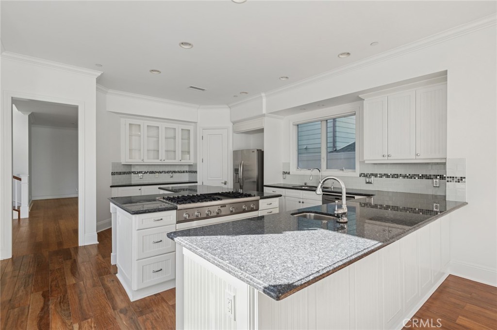 MLS #NP25254275 image #7