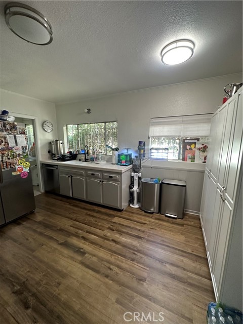 Image 3 for 411 S Orange Dr, Los Angeles, CA 90036